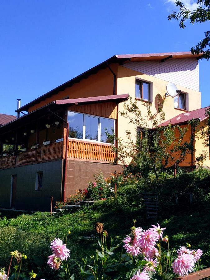 Захід Сонця Otel Slavske Dış mekan fotoğraf